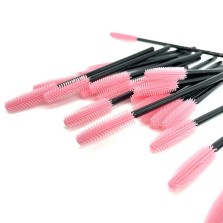Silicone eyelash brushes, with black handle and pink bristles, 50 pcs