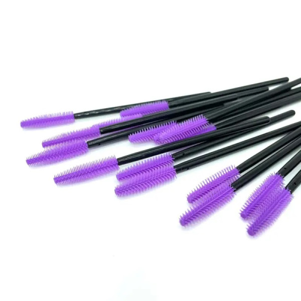 Silicone eyelash brush, with black handle and purple bristles, 1 pc