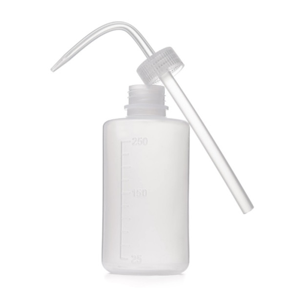 Bottle with spout 250 ml, transparent