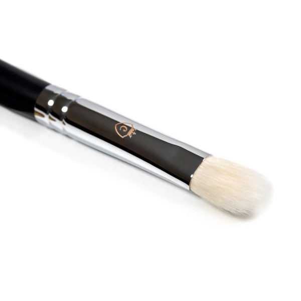 Brush for applying and blending eyeshadows CTR W0711, goat hair and taclon