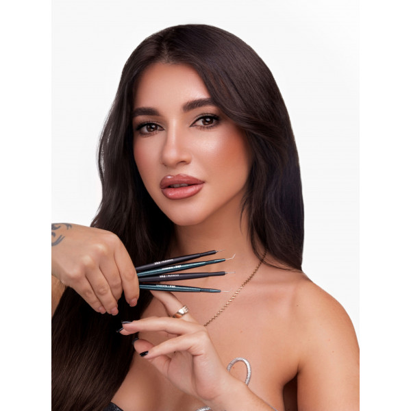 Multifunctional Lash Tool ZOLA x Nahiieva, green