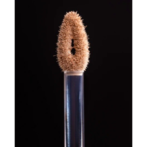 Рідкі тіні для повік ZOLA x Valentina Lelyukh Silky Matte Tint 01 Soft Beige