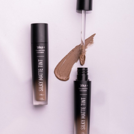 Рідкі тіні для повік ZOLA x Valentina Lelyukh Silky Matte Tint 04 Sandstone
